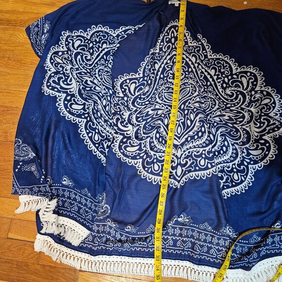 Woman's Woven Heart kimono boho medallion print fringe accent blue cover up S1 - Picture 9 of 11